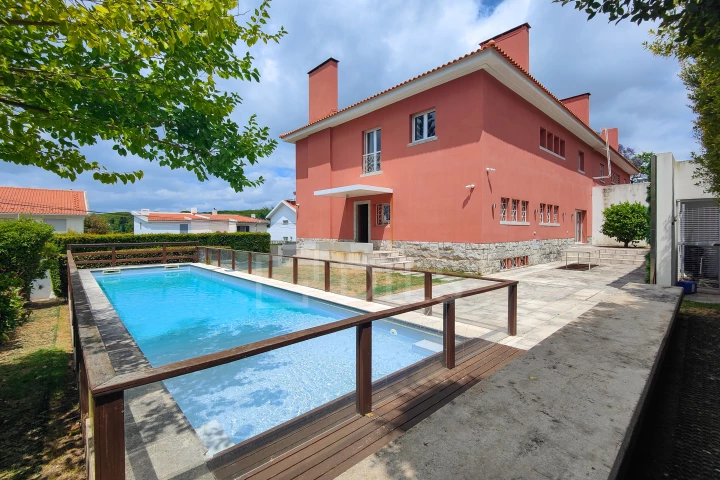 6 bedrooms House in Lisbon, Portugal No. 128990