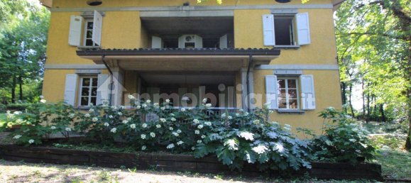 4 Schlafzimmer Villa in Quattro Castella, Italy, Nr. 80526 12