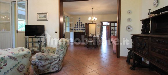 4 Schlafzimmer Villa in Quattro Castella, Italy, Nr. 80526 17