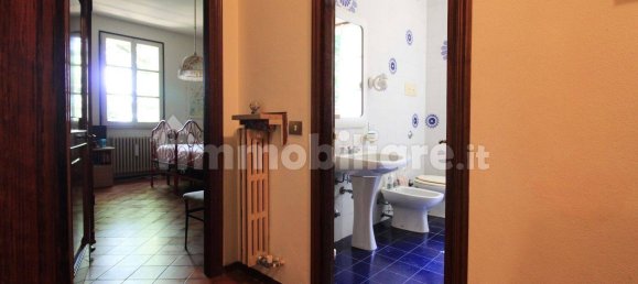 4 Schlafzimmer Villa in Quattro Castella, Italy, Nr. 80526 26