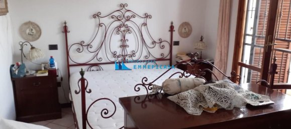 5 rooms House in Massa, Italy No. 85053 9