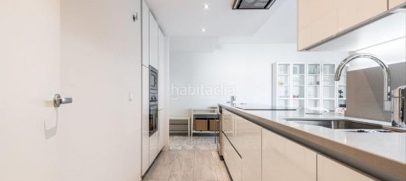 2 Schlafzimmer Penthouse in Marbella, Spain, Nr. 32326 11