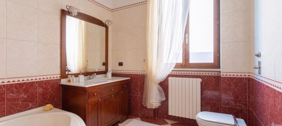 4 rooms Villa in Bollate, Italy No. 16843 23