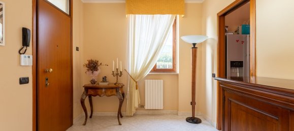 4 rooms Villa in Bollate, Italy No. 16843 4