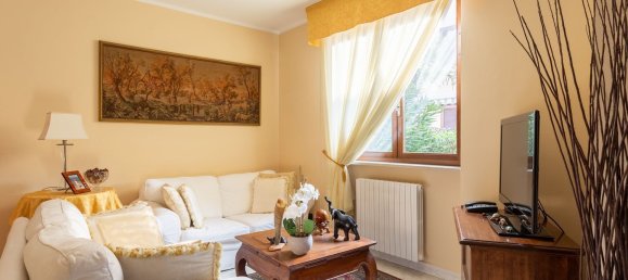 4 rooms Villa in Bollate, Italy No. 16843 6