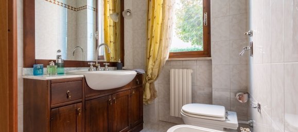 4 rooms Villa in Bollate, Italy No. 16843 12