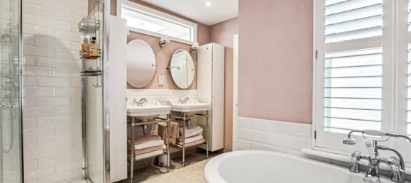 5 bedrooms House in London, United Kingdom No. 5165 29