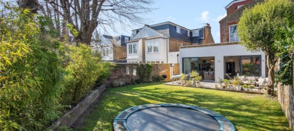 5 bedrooms House in London, United Kingdom No. 5165 31