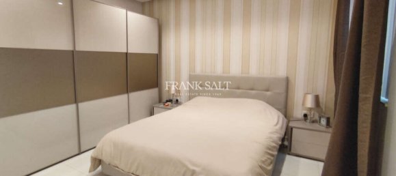 2 chambres Appartement à Santa Venera, Malta No. 8395 4