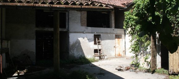 Дом с 15 спальнями в Удине, Италия № 327409 23