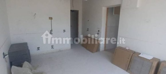 Квартира с 5 спальнями в Ро, Италия № 309407 38