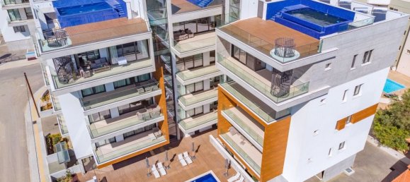 Studio in Nicosia, Cyprus No. 2951 6