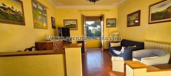 2 bedrooms Apartment in Forte dei Marmi, Italy No. 283313 5