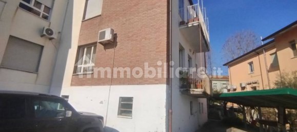 Квартира с 2 спальнями в Кориано, Италия № 211457 9