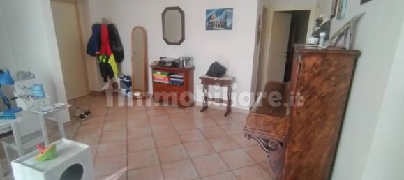 Квартира с 2 спальнями в Кориано, Италия № 211457 10