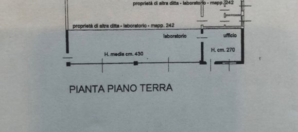 130m² Warehouse in Cremenaga, Italy No. 186957 17