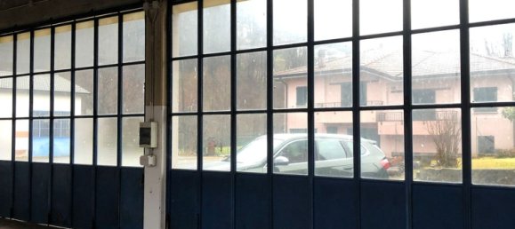 130m² Warehouse in Cremenaga, Italy No. 186957 2