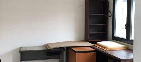 130m² Warehouse in Cremenaga, Italy No. 186957 4