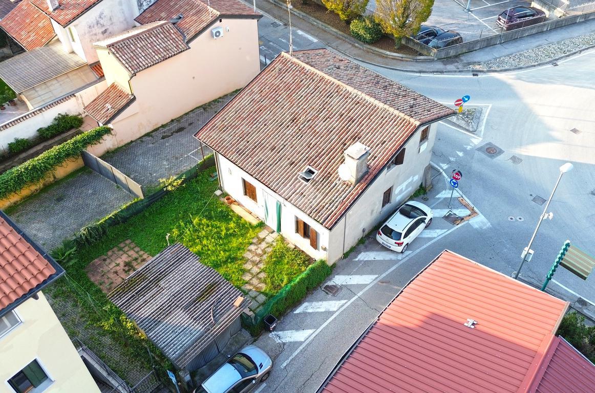 8 rooms House in Cittadella, Italy No. 2046