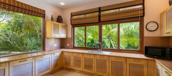4 bedrooms House for sale in Layan Beach, Phuket, Southern Thailand, Thailand № 79115 12