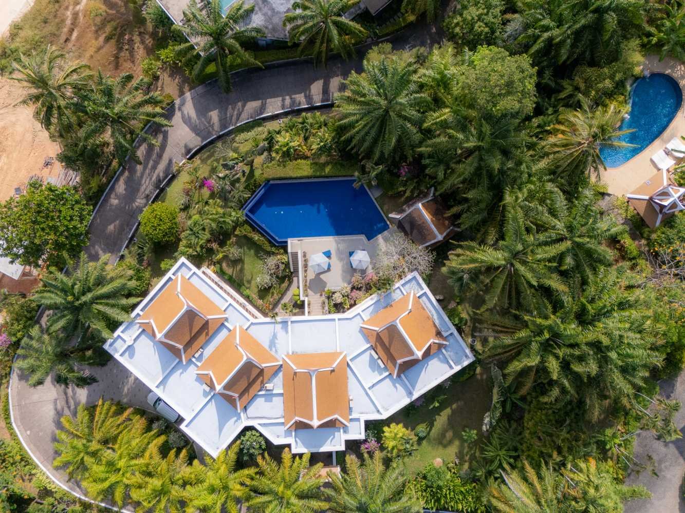 4 bedrooms House for sale in Layan Beach, Phuket, Southern Thailand, Thailand № 79115