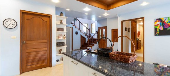 4 bedrooms House for sale in Layan Beach, Phuket, Southern Thailand, Thailand № 79115 2