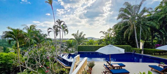 4 bedrooms House for sale in Layan Beach, Phuket, Southern Thailand, Thailand № 79115 21