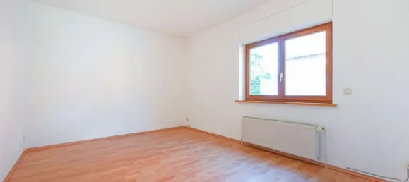 3 bedrooms Townhouse in Alt-Hohenschonhausen, Germany No. 300912 2