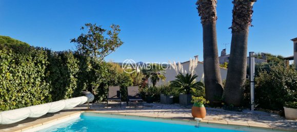 4 bedrooms Villa in Frejus, France No. 291181 7