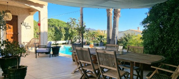 4 bedrooms Villa in Frejus, France No. 291181 3