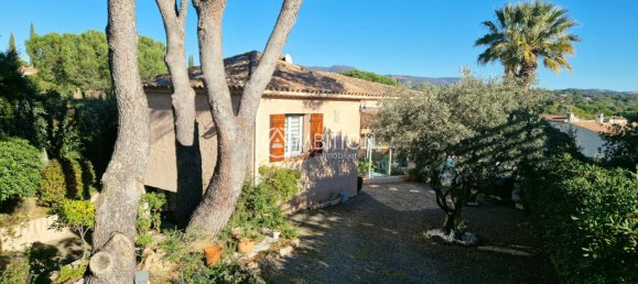 4 bedrooms Villa in Frejus, France No. 291181 5