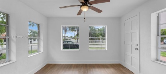 245.82m² Land for sale in Miami, Miami-Dade, Florida, USA № 614242 14