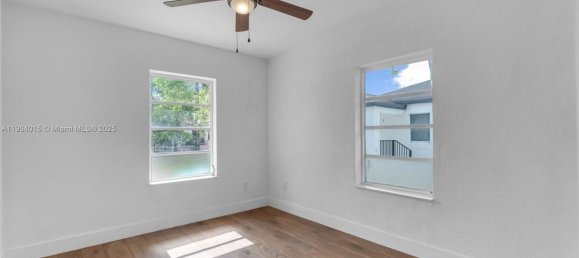 245.82m² Land for sale in Miami, Miami-Dade, Florida, USA № 614242 29