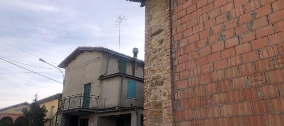 4 rooms House in Corniglio, Italy No. 91795 9