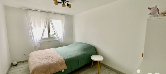 Дом с 4 спальнями в Луаре, Франция № 40075 11