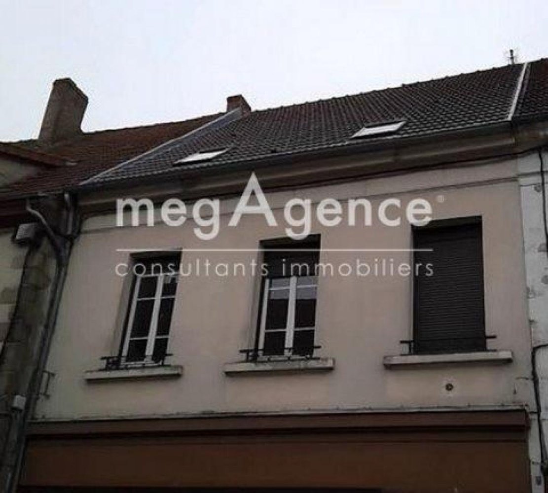 5 bedrooms Apartment in Montmarault, France No. 14768