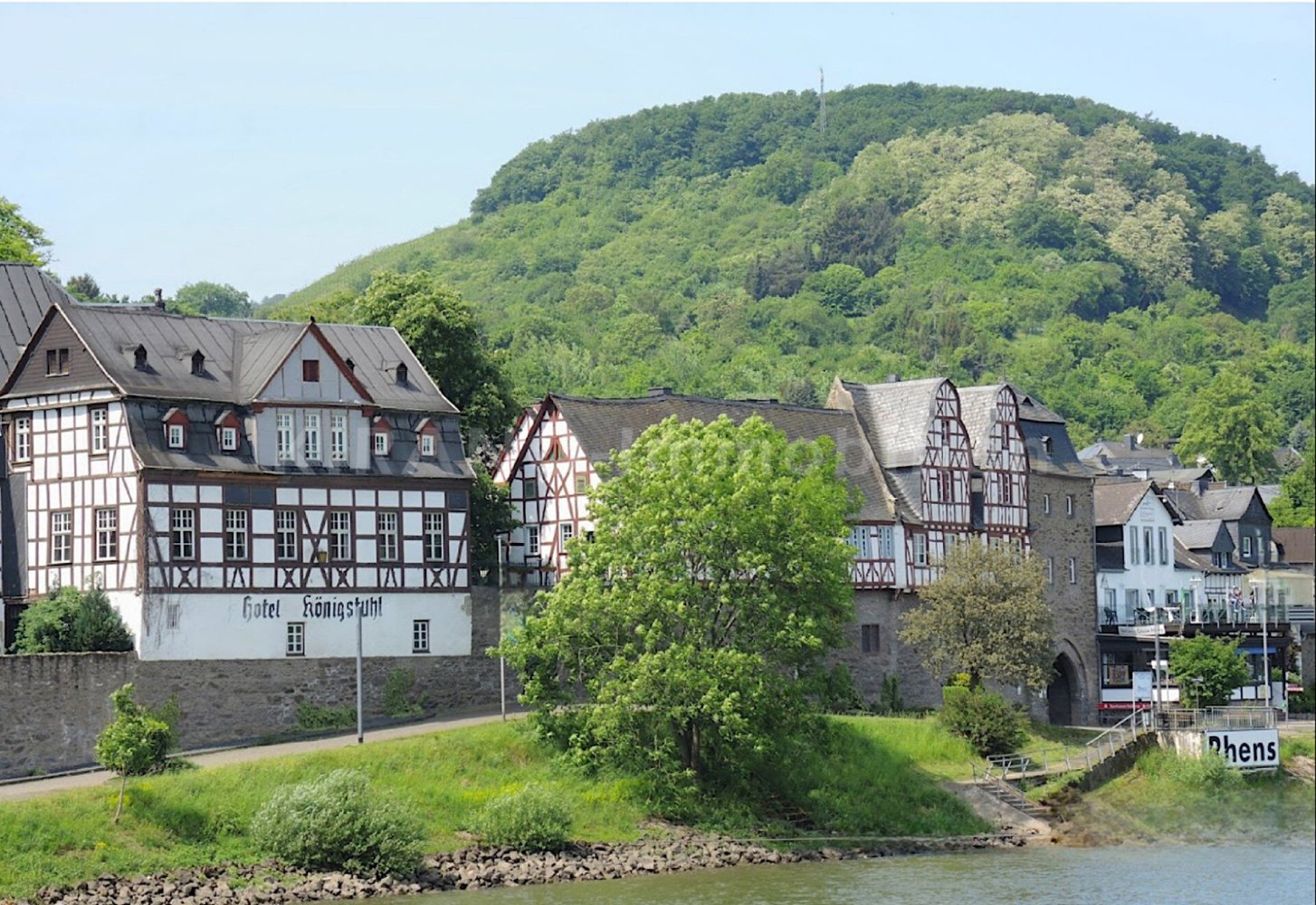 Отель, гостиница 1000м² в Майен-Кобленц, Германия № 139966