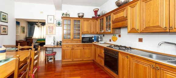4 Schlafzimmer Wohnung in Jesolo, Italy, Nr. 334881 16