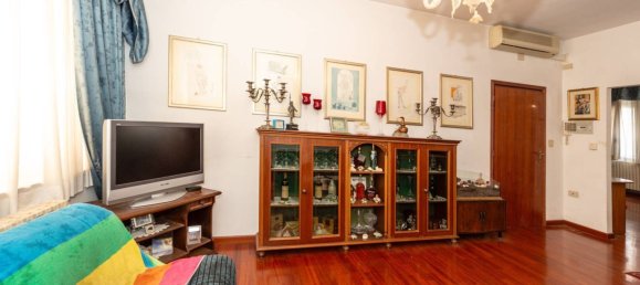 4 Schlafzimmer Wohnung in Jesolo, Italy, Nr. 334881 4