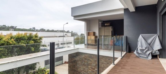 4 bedrooms House in Almada, Portugal No. 144745 38