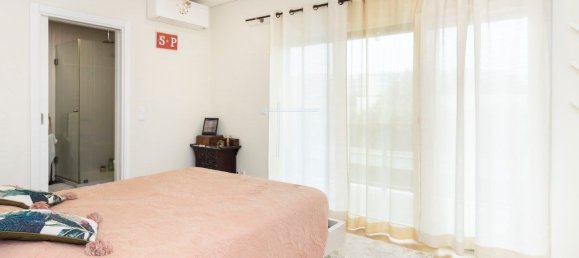 4 bedrooms House in Almada, Portugal No. 144745 30