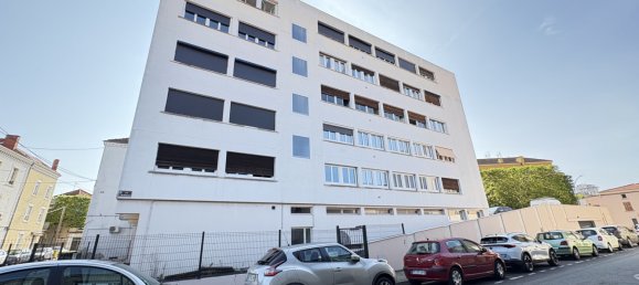 Apartamento de 2 dormitorios en Roanne, France No. 346480 11