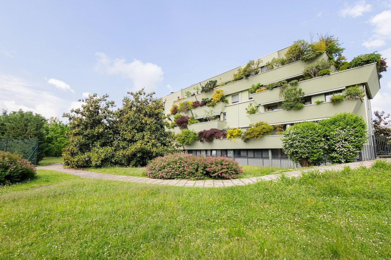 2 غرف نوم شقة في Nerviano, Italy رقم 358016