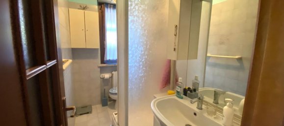 5 bedrooms Apartment in Chivasso, Italy No. 313303 14