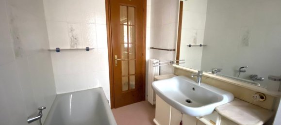 5 bedrooms Apartment in Chivasso, Italy No. 313303 11