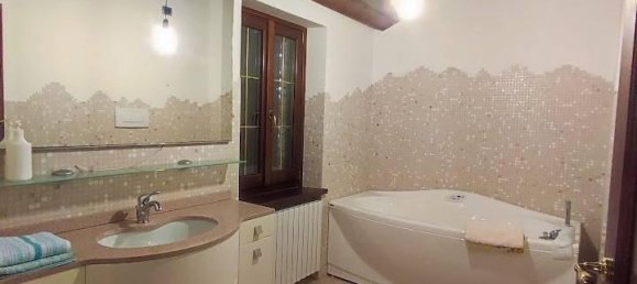 6 rooms Villa in Cartoceto, Italy No. 116920 10