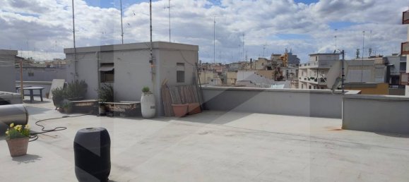 Apartamento de 5 divisões em Bari, Italy N.º 33849 40