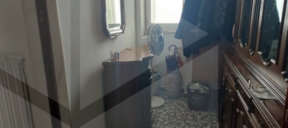 Apartamento de 5 divisões em Bari, Italy N.º 33849 38