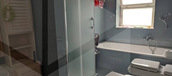 Apartamento de 5 divisões em Bari, Italy N.º 33849 12