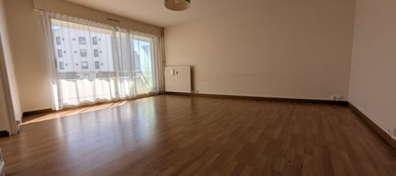 2 bedrooms Apartment in Orleans, France No. 154096 2